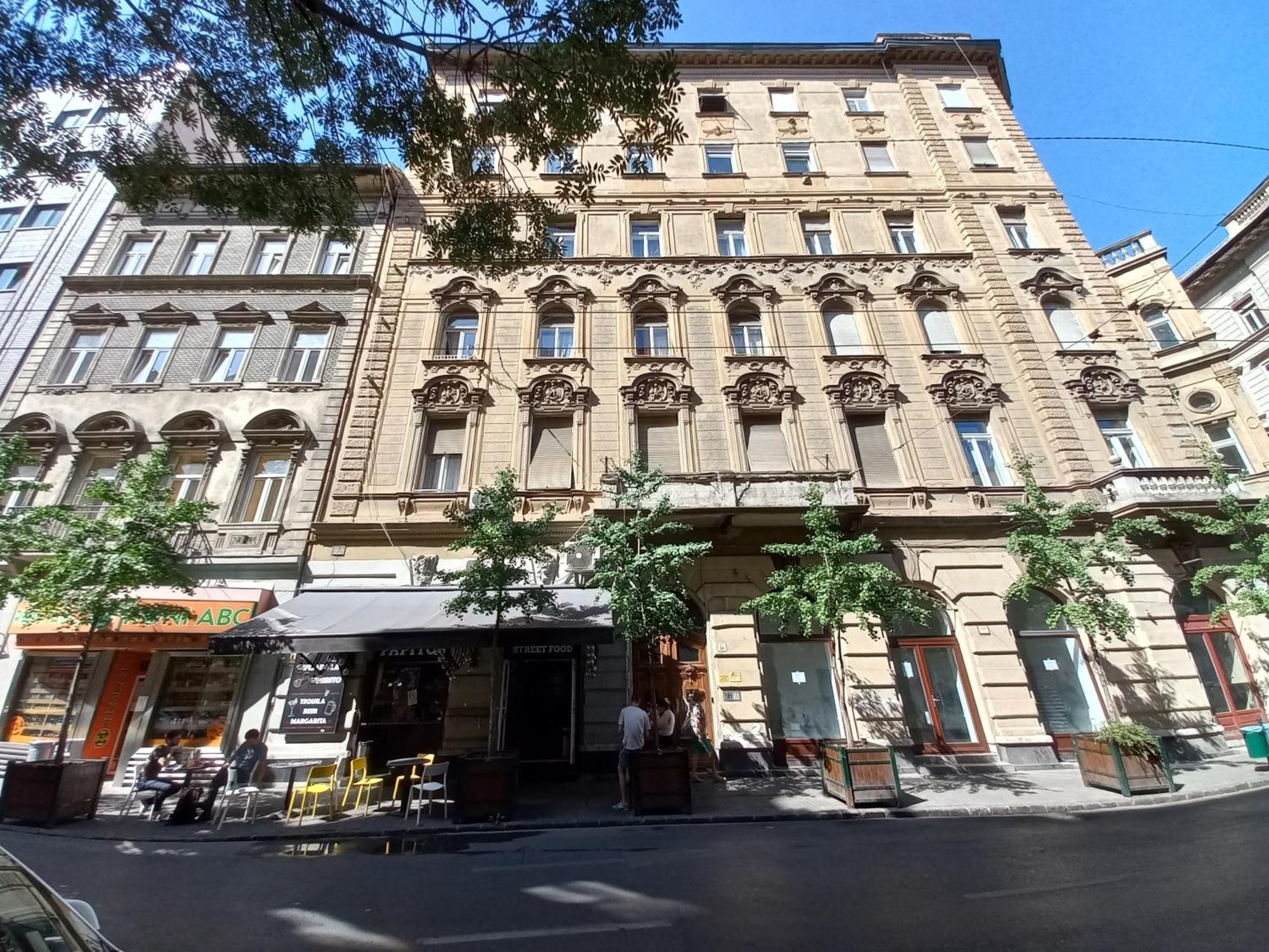 The Grand Dohány str Apartment Budapeste Exterior foto